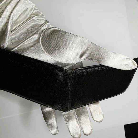 Burberry Black Leather Card Holder - Picture 8 of 9